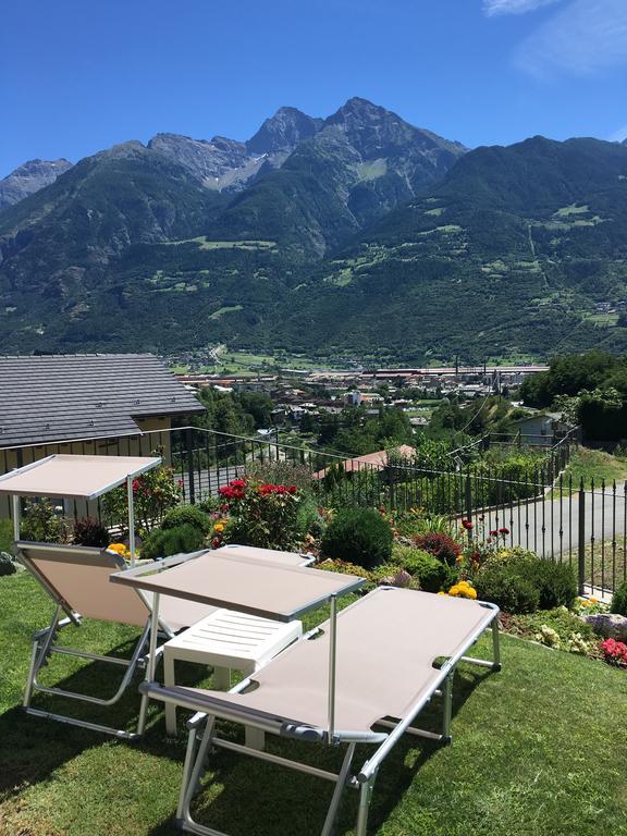 Appartamento Fleur Des Neiges Aosta Bagian luar foto
