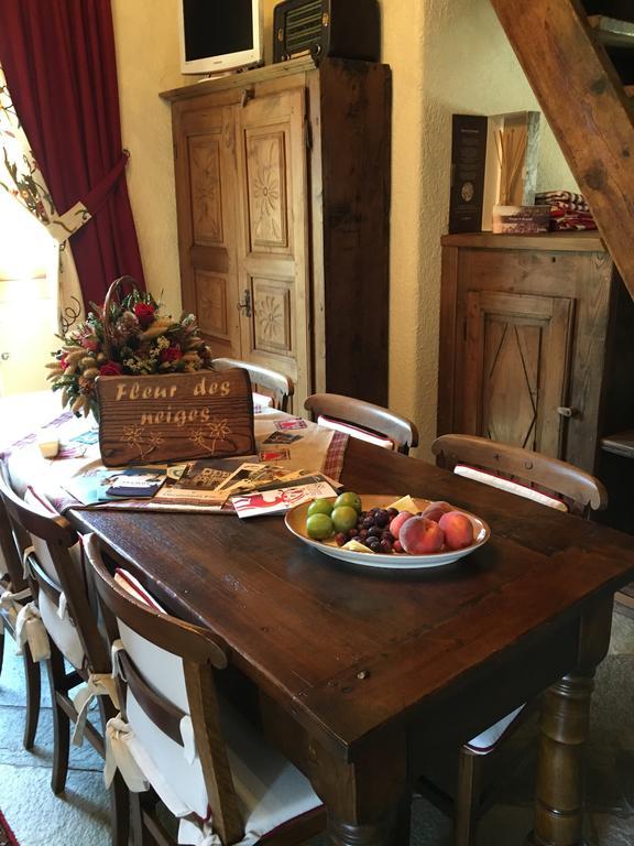 Appartamento Fleur Des Neiges Aosta Bagian luar foto