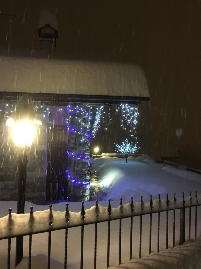 Appartamento Fleur Des Neiges Aosta Bagian luar foto